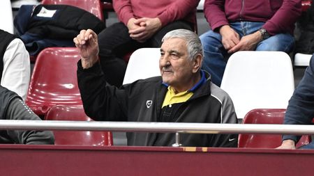 Rică Răducanu NU a venit la Mircea Lucescu. Pe cine a trimis în locul său