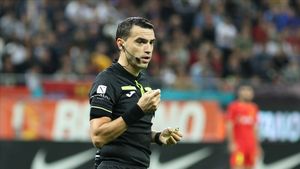 Ovidiu Hațegan a numit cei doi arbitri români care vor avea impact la nivel european: „Pot urma calea deschisă de Istvan”