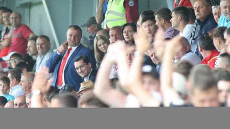 EXCLUSIV | "Escrocul din Carpați" și fotbalul românesc. Se cere la Tribunal anularea alegerilor de la FRF: "Aveau drept de vot 82 și au votat 257!". Metoda cluburilor inventate ca să voteze, brevetată în anii 2000 | ACTE