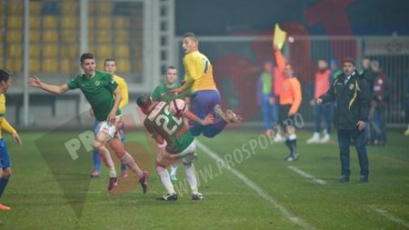 Bokila a declanșat fiesta, jucătorii i-au dedicat golurile lui Walter!** Șeful "lupilor" nu a venit la stadion