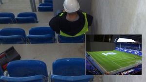 Fanii lui Newcastle, SCANDALIZAȚI!**  Când au văzut ce locuri au primit la meciul cu Tottenham au crezut că li se face o glumă! FOTO Cum au urmărit meciul: