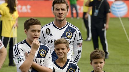 Fiul cel mare al lui David Beckham a încercat să o cucerească pe Selena Gomez, dar a trăit o mare dezamăgire: "E devastat"