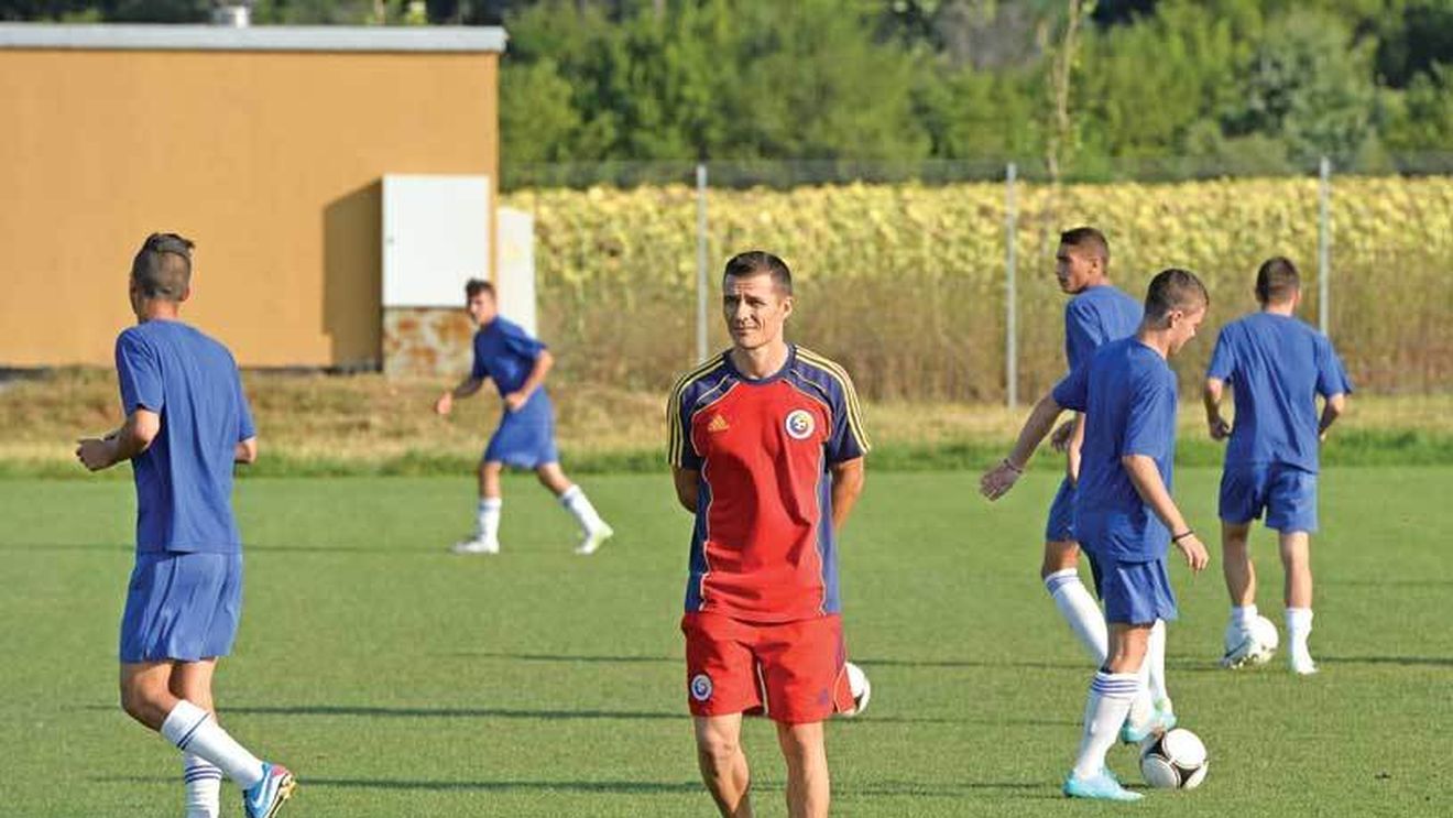 FRF schimbă "oamenii lui Hagi" de la loturile de juniori 