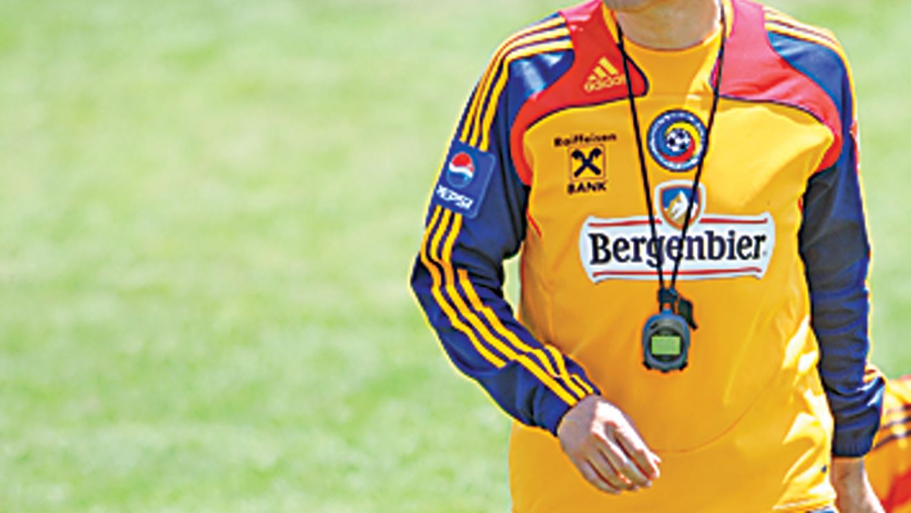 "Trică a zis că se retrage, de parcă a fi jucat 100 de meciuri la națională"