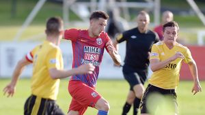 Reghecampf a insistat ca Mihai Costea să rămână la Steaua și acum culege roadele. "Nilă" a fost omul meciului cu Livingston