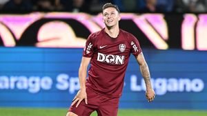 Britanicii, verdict dur despre prețul transferului lui Louis Munteanu: „Se reduce din cauza dezastrului financiar de la CFR Cluj”