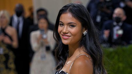 Emma Răducanu s-a cuplat cu un fotbalist putred de bogat. Postarea care „a aprins” Instagram-ul  | GALERIE FOTO