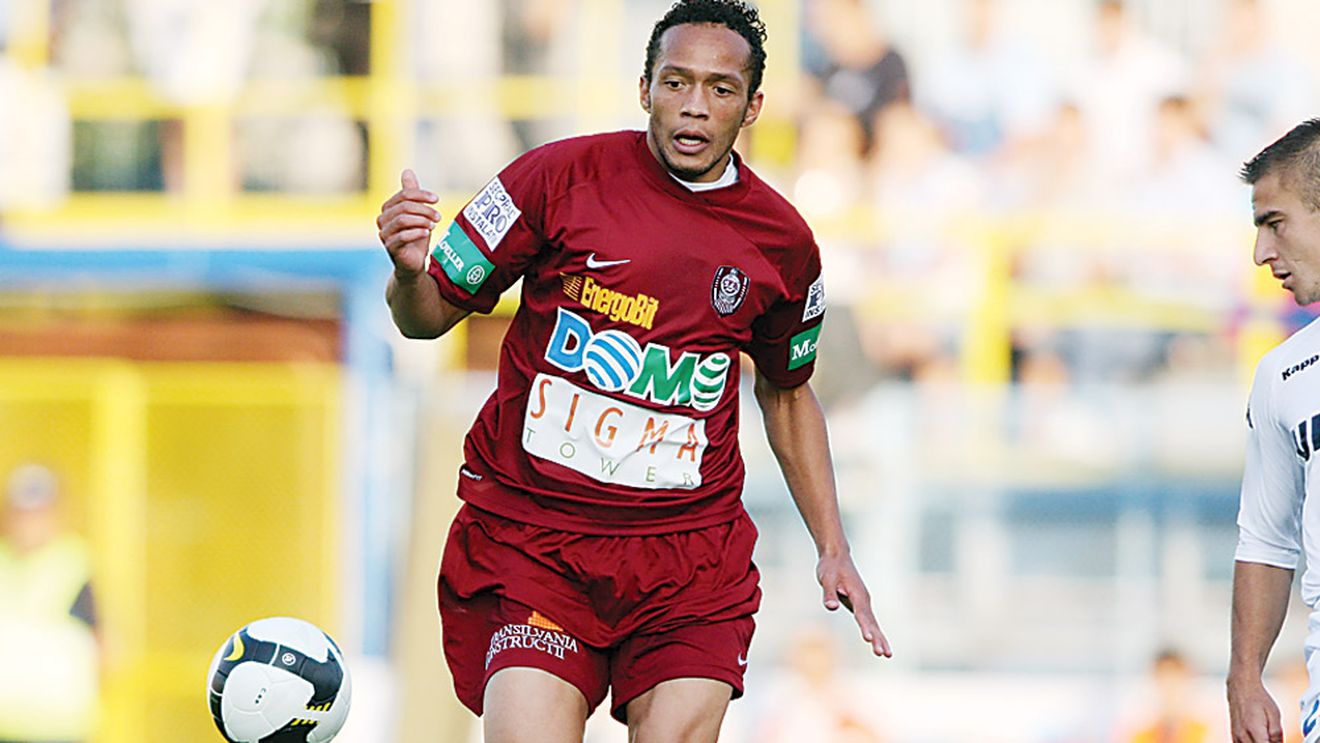 "Ar fi bine pentru noi să nu joace 'Pitbull"