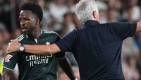De ajuns! Schimbat de Jose Mourinho în Elche - Real Madrid, Vinicius a făcut anunțul, la miezul nopții