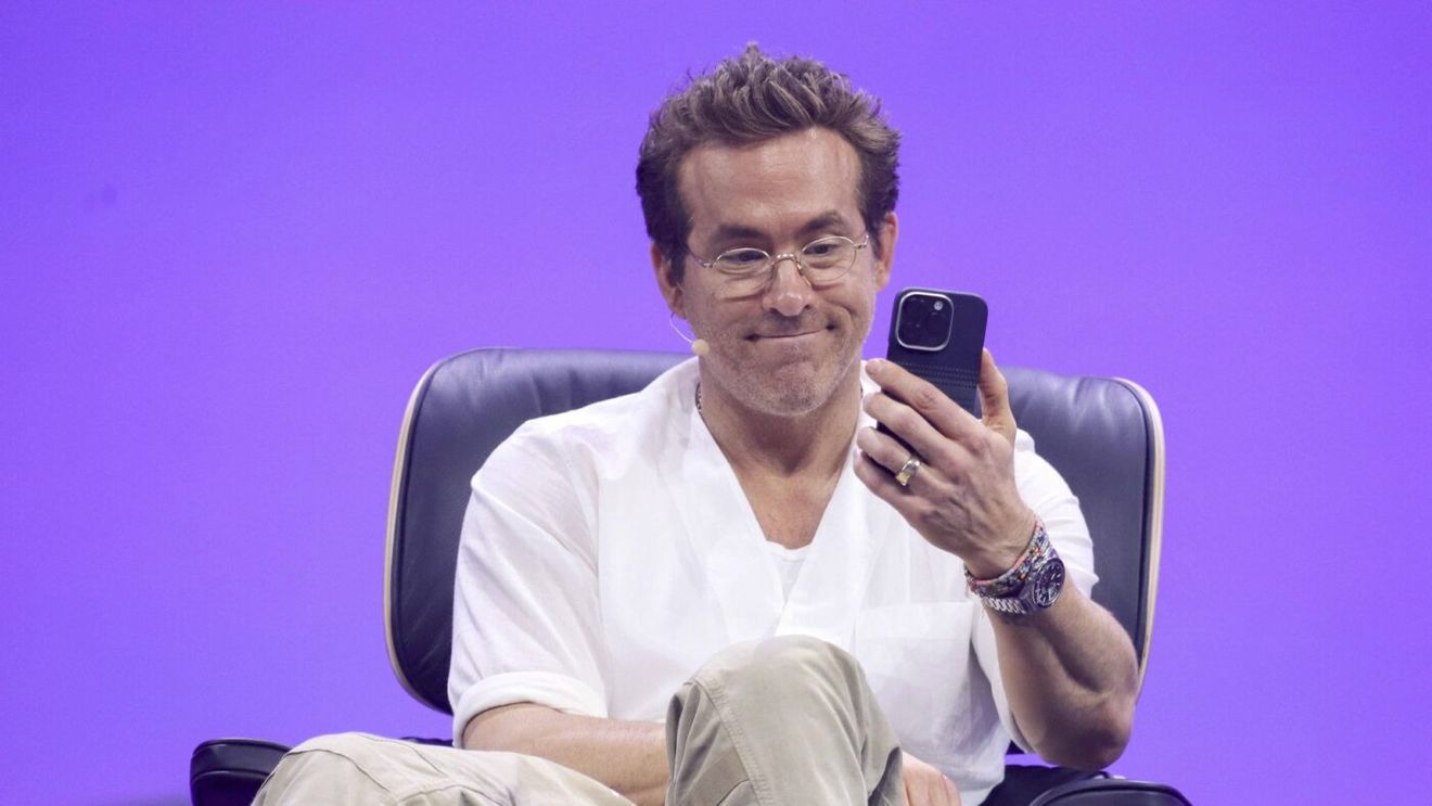 David Beckham și Gary Neville, pe urmele lui Ryan Reynolds! Investiție de 18.000.000 de euro