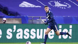 Rapid mai speră la super transferul lui Hatem Ben Arfa! Anunțul lui Daniel Niculae: „Se gândește serios și la noi!”