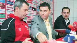 Cristi Borcea, în stare de şoc când a aflat de la ProSport că Mircea Rednic a suferit un infarct: „Aoleu! Doamne, Dumnezeule!” | EXCLUSIV