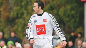 „Au curs râuri de șampanie"