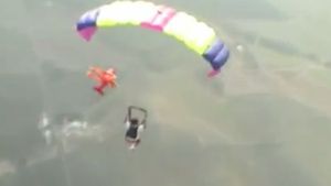 VIDEO INGROZITOR! Și-a filmat cel mai NEGRU moment din viață: salt în gol de la 1000 de m! 4 ani nu s-a putut uita la imaginile astea