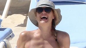 Standing ovation! Primul meci de tenis pentru Șarapova după suspendarea din activitate. Ce a reușit în disputa cu Andy Roddick și Navratilova 