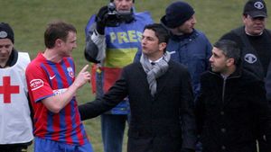Răzvan - Steaua, rivalitate devenită clasică. Confruntări "cu scântei" în toate etapele din cariera lui Lucescu jr.