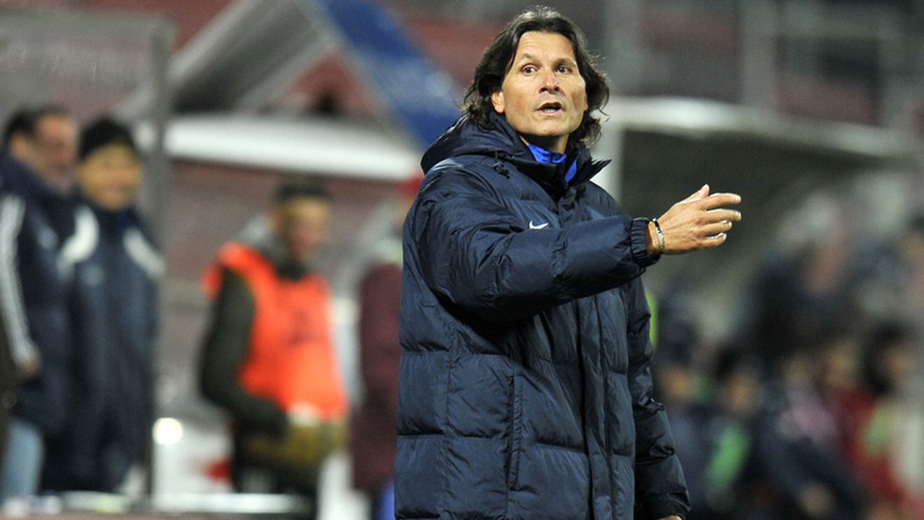 Nicolo Napoli: "Mai avem 10 meciuri pe care le vom juca pe viață și pe moarte". Prima țintă: Dinamo