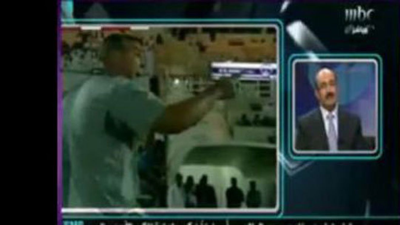 VIDEO Olăroiu a făcut scandal în Emirate și a vrut să-l bată pe Diego Maradona!** A încercat să regleze conturile după meci, dar "El Pibe d'Oro" a plecat în lacrimi