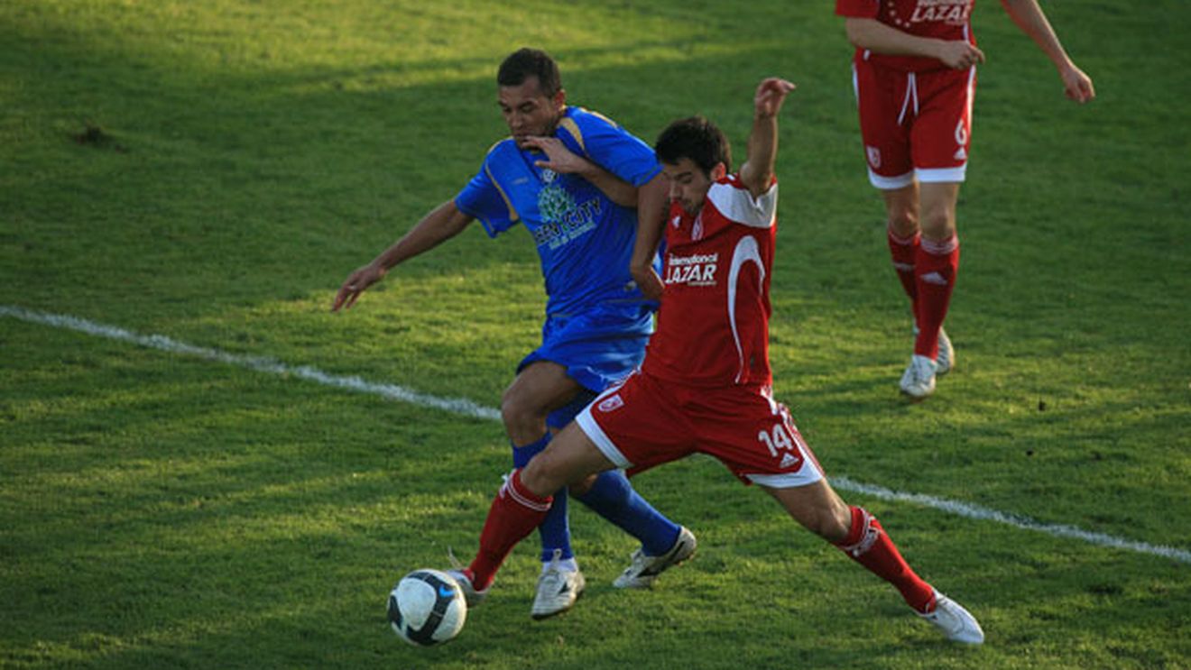 Cum l-a convins Voiculeț pe Pițurcă? "E tehnic, are viziune în joc, poate da pasa decisivă"