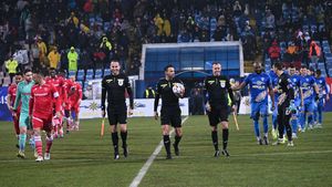 Zici că se desființează! Revoluție în lotul echipei din Superliga, cu 9 fotbalişti dați afară