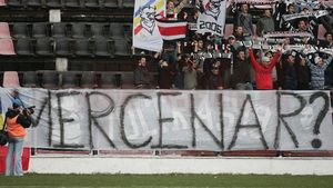 Galeria lui "U" Cluj l-a taxat pe Dorinel: "Mercenar?"