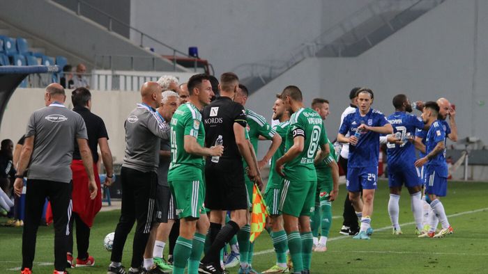 Asociația pentru Protecția Drepturilor Minoritare „Miko Imre” a câștigat procesul la CNCD cu FC U Craiova! Amendă uriașă pentru incidentele de la Sepsi. Avem documentul în care s-a folosit drept jurisprudență o decizie UEFA: „Sloganul «Afară, afară, cu ungurii din țară», scandat de suporterii români, are caracter rasist” | FOTO EXCLUSIV