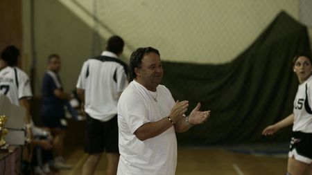 Ne batem cu Polonia și la handbal!