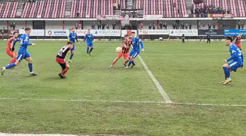 Victorie importantă pentru ACSM Reșița, și datorită încă unui penalty primit ușor! Trece de Metalul Buzău și își întărește poziția din top 6. Flavius Stoican: ”Am fost echipa mult mai bună, mult mai puternică”