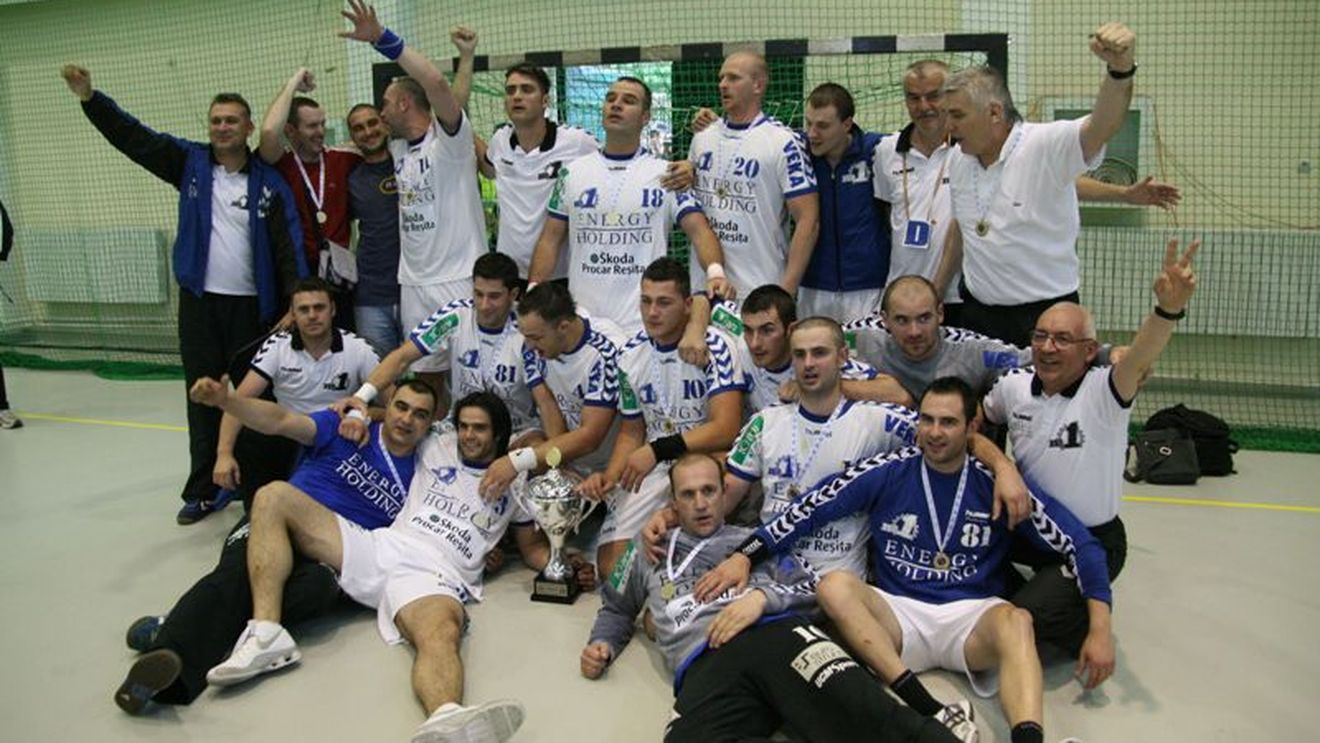 Reșița "a arestat" cupa!