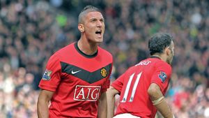 VIDEO Rooney și Berbatov tremură! Vezi ultimul gol înscris de Macheda pentru rezervele lui Manchester