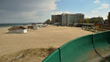 Un milionar român acuză: „Au distrus şi Delta Dunării”. Cum a pierdut amicul său 9 milioane de euro pe litoral printr-o decizie aberantă legată de plajă