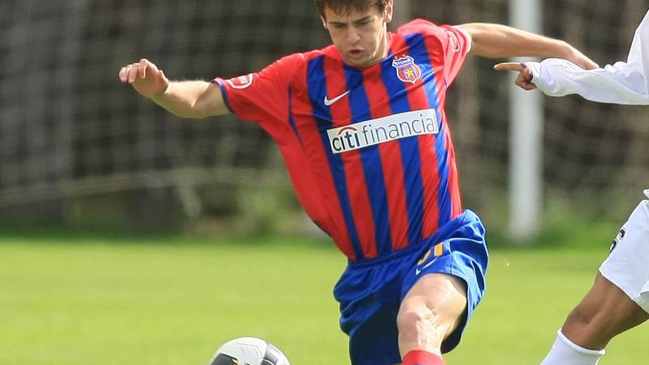 "Mihai a fost la un pas să plece** de la Steaua!