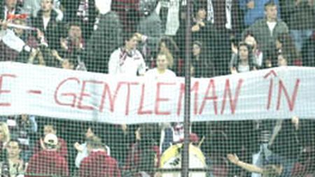 Becali, Rădoi și Ogăraru, ironizați de galeria CFR-ului! CUM COMENTEZI?