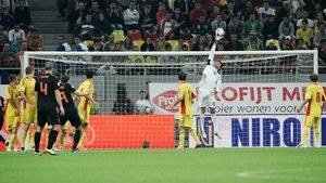 Două nume grele la meciurile naționalei!** Cine va arbitra partidele României cu Ungaria și Olanda