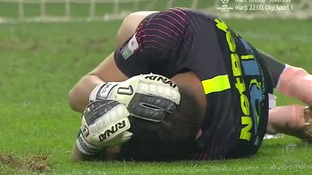 Bălgrădean a fost făcut K.O de olteni! FOTO | Obiectul care l-a pus la pământ pe "Pufi"