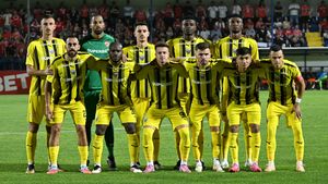 Câți bani dă DDB către Dinamo: „Dacă nu ne sprijină oamenii, nu pot să aduc eu bani de acasă”. EXCLUSIV