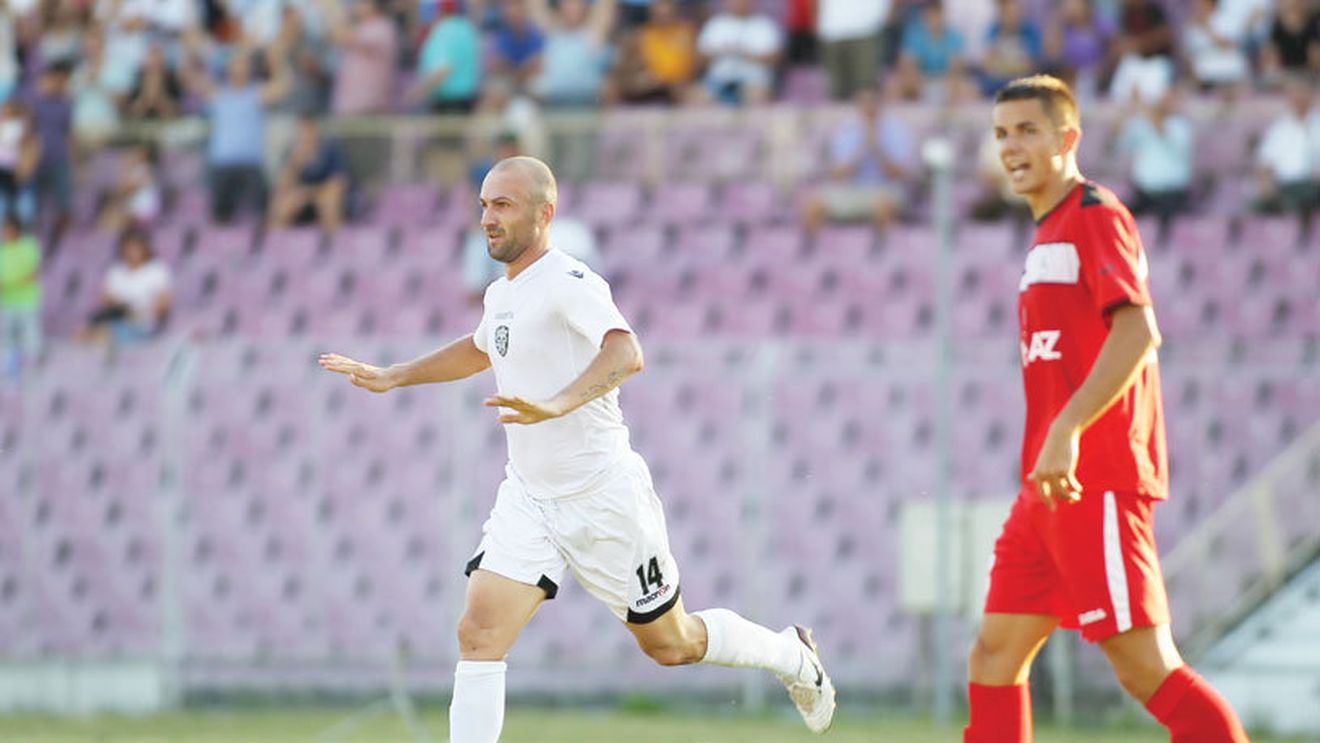 Alternative pentru Marica. Secetă în Liga 1 pe postul de vârf împins. Ce variante are Pițurcă