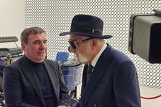 Ion &#538;iriac a f&#259;cut avere de peste 2 miliarde de euro cu un principiu c&acirc;t se poate de simplu: &bdquo;Sunt extraordinar de inteligent pentru c&#259;-mi dau seama c&acirc;nd sunt prost&rdquo;