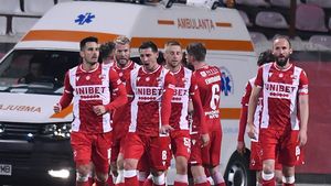 Cornel Dinu a pus tunurile pe doi jucători de la Dinamo după victoria cu FC Voluntari. „E degeaba băiatul ăsta! N-a contat deloc!”