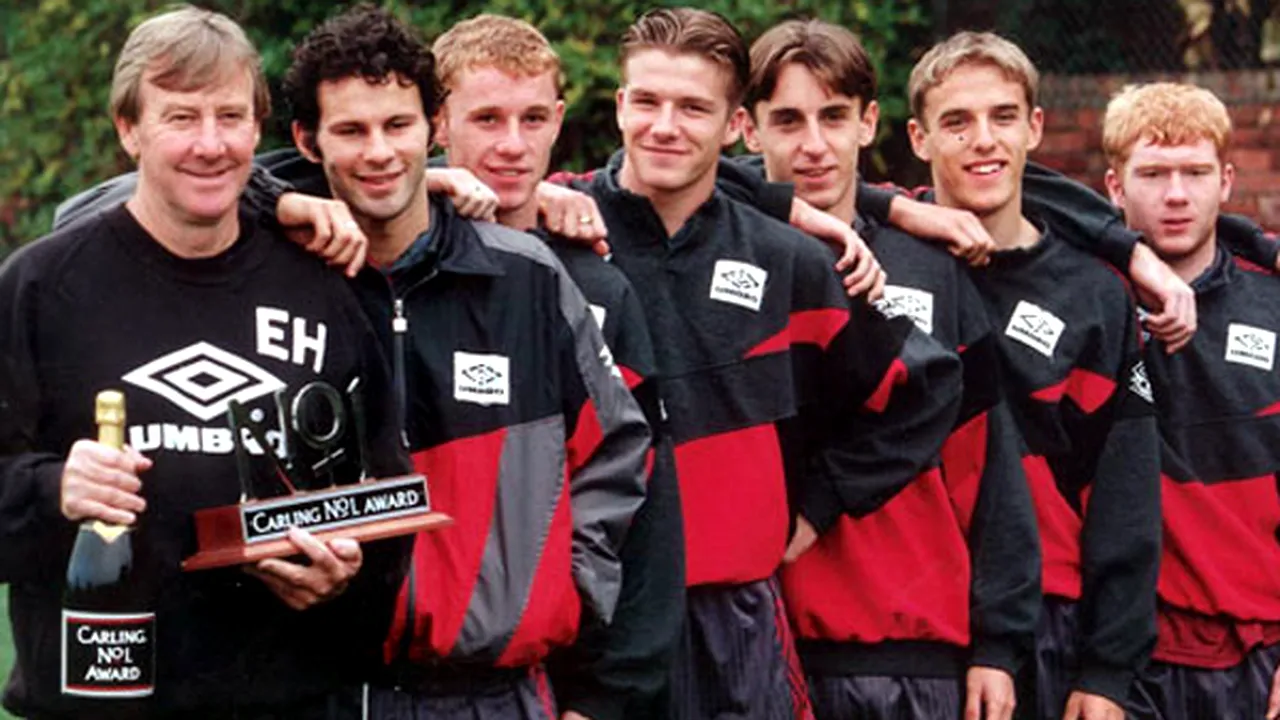 SUPER FOTO Old & New Manchester United!** Tinerii care făceau furori în 1992 au început să agațe ghetele în cui