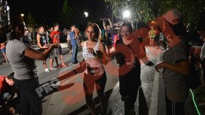 Alergătorii de la miezul nopții!** ProSport și Puma au scos la alergat sute de oameni la "Bucharest FAAS Midnight Run"