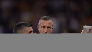 Dinamo - FCSB | Avertismentul lui Meme Stoica: "După meciurile din cupele europene, apar probleme în campionat...E foarte complicat pentru un antrenor să ia decizia"