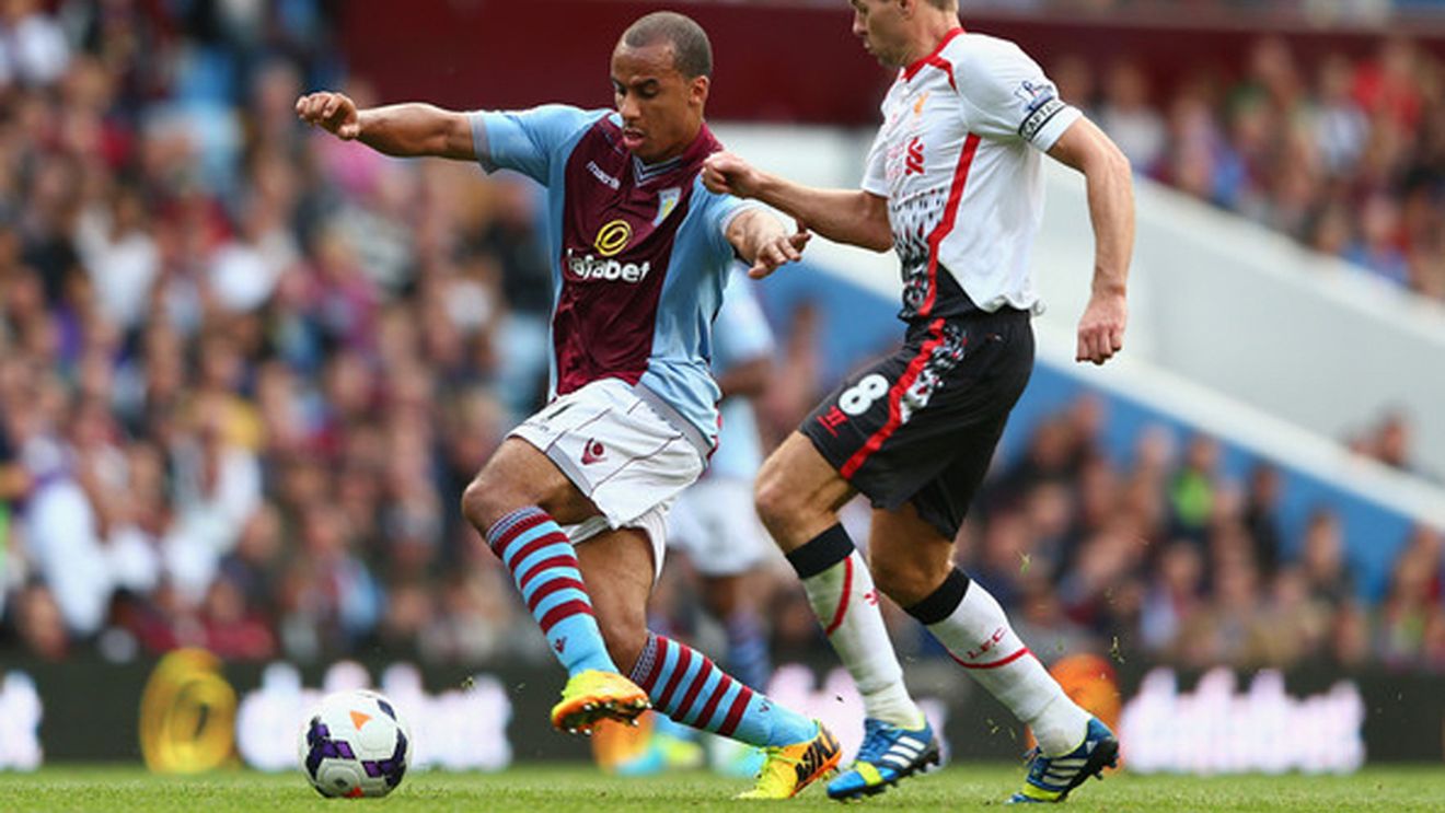 Eroul de pe Anfield, la un pas de o accidentare horror și nimănui nu-i păsa! FOTO - Cum a reacționat cel mai nesimțit fan din Premier League