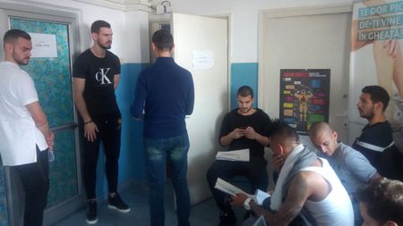 Craiova s-a reunit la vizita medicală. Gardoș și Glavina au absentat. Noutățile le reprezintă puștii de la "satelit". Oltenii pleacă în Antalya, unde vor avea numai trei amicale