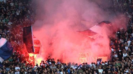 Lăcătuș nu se teme de "INFERNUL" de pe San Paolo:** "Vreau să fie stadionul PLIN!"