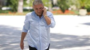 "În condițiile astea, nu cred că Piți va mai rămâne la Craiova!** El este un tip meticulos"