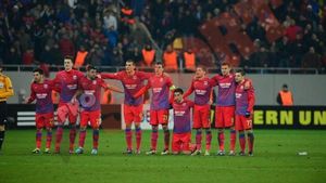 Secunde de INFARCT în prelungirile cu Ajax!** "Reghe TREMURA tot!" Momentul în care antrenorul a CLACAT: "A închis ochii"