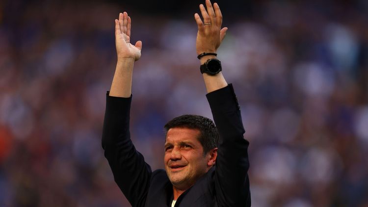 DECLARAȚII Cui i-a dedicat Cristi Chivu trofeul de campion al Italiei după ce l-a ridicat deasupra capului