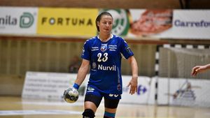 Alertă la Vâlcea, apărarea nu ține deocamdată! SCM a primit 68 de goluri în două meciuri de pregătire cu Brest și Buducnost, viitoare adversare și în Liga Campionilor