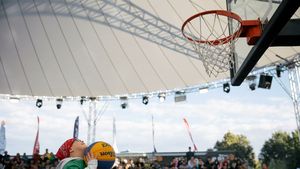 Conceptul „Urban Sport – Baschet până la miezul nopții” intră în acțiune la Pitești! „Pentru copii, tineri și adulți”